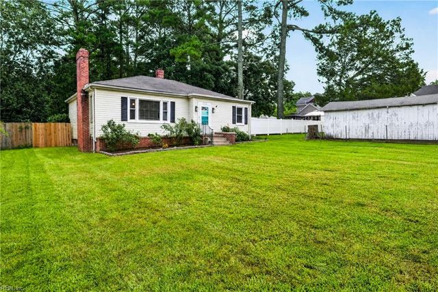 212 Kingsboro ST, Suffolk, VA 23434