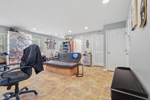 9032 Rider Drive, Fishers, IN 46038