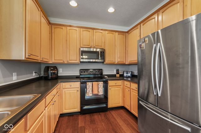 9032 Rider Drive, Fishers, IN 46038