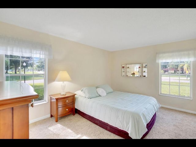 701 Laconia Circle B, Lake Worth, FL 33467