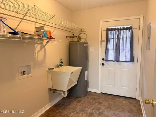 103 Greenbriar Lane, Carriere, MS 39426