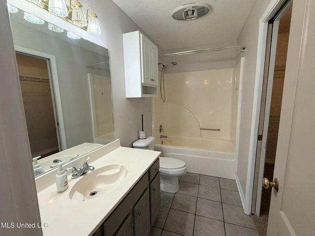 103 Greenbriar Lane, Carriere, MS 39426