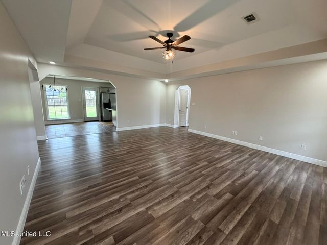 103 Greenbriar Lane, Carriere, MS 39426