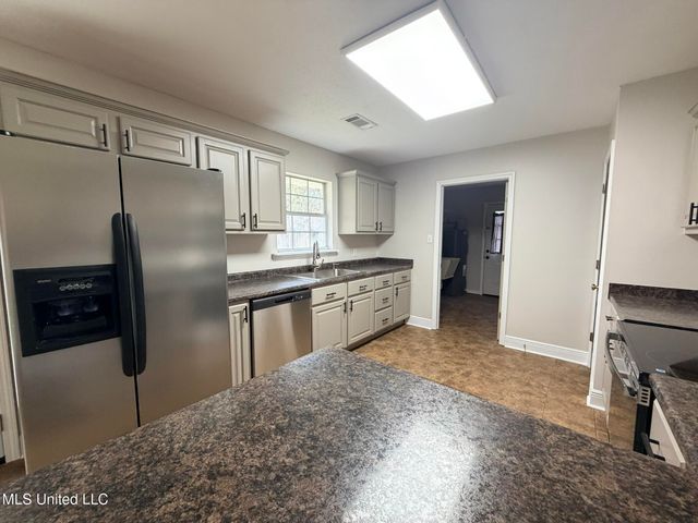 103 Greenbriar Lane, Carriere, MS 39426