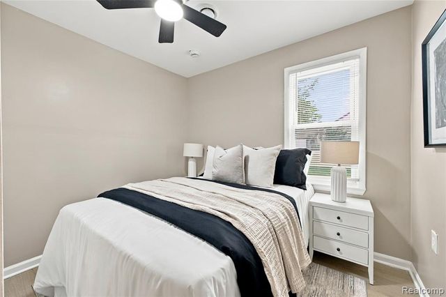11420 Maxwell Avenue, Warren, MI 48089
