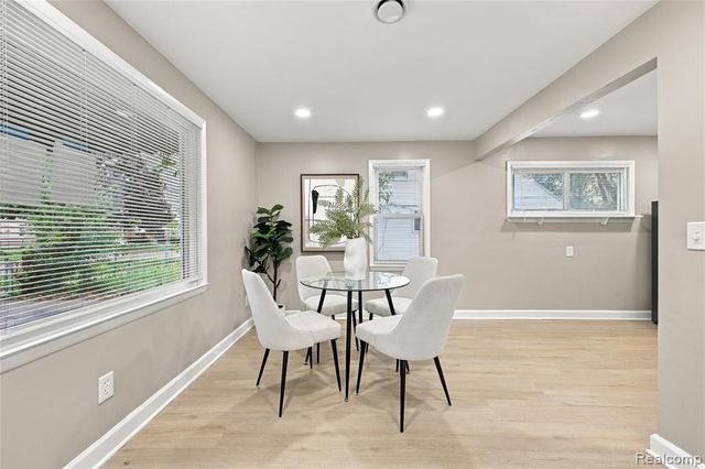 11420 Maxwell Avenue, Warren, MI 48089