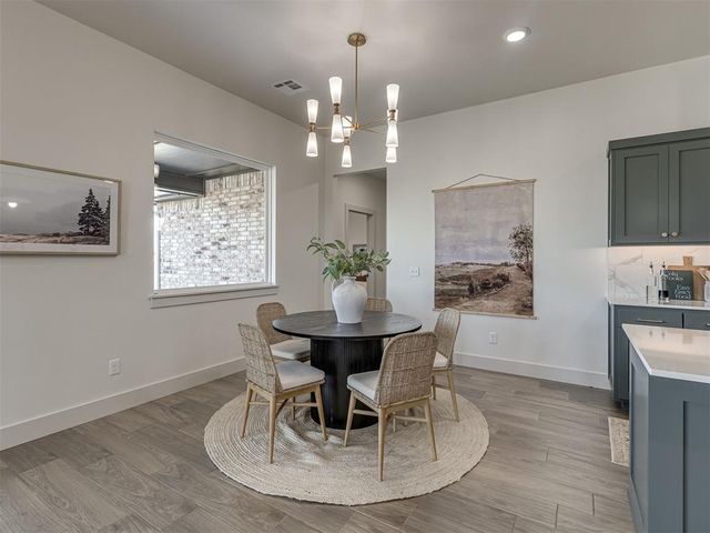 16033 Navarra Way, Oklahoma City, OK 73170