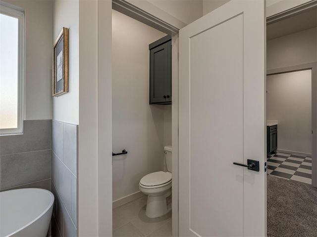 16033 Navarra Way, Oklahoma City, OK 73170