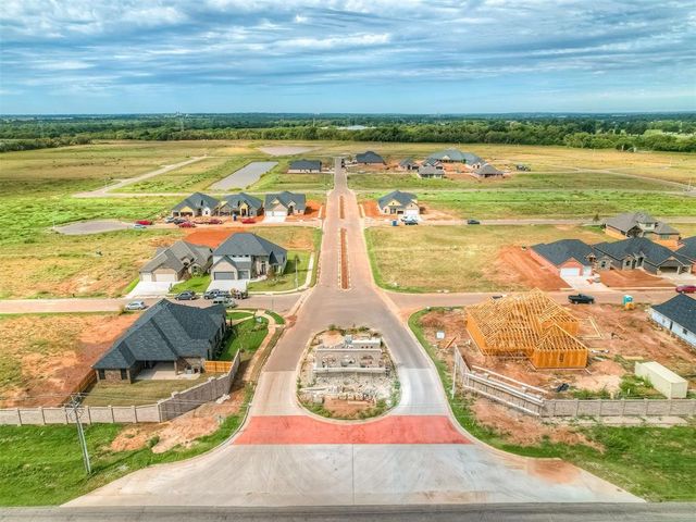 16033 Navarra Way, Oklahoma City, OK 73170