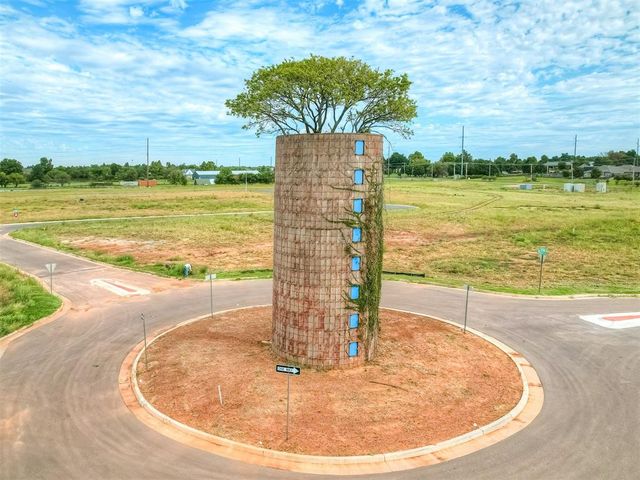 16033 Navarra Way, Oklahoma City, OK 73170