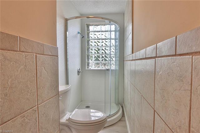 2036 1St SW Avenue, Hickory, NC 28602