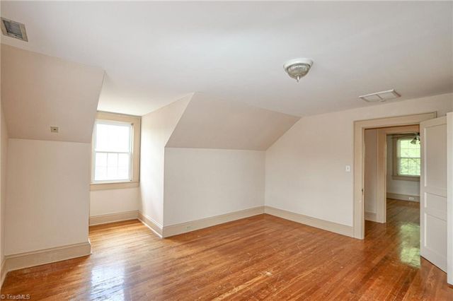 2036 1St SW Avenue, Hickory, NC 28602