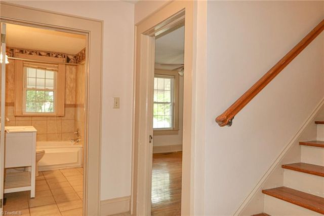 2036 1St SW Avenue, Hickory, NC 28602