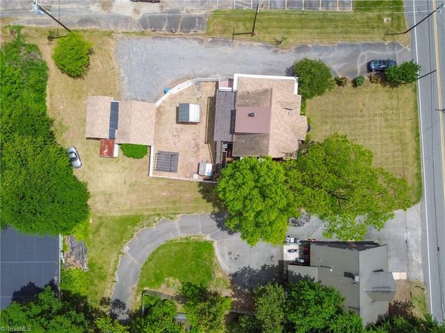 2036 1St SW Avenue, Hickory, NC 28602