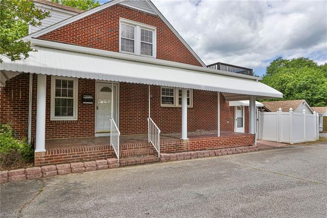 2036 1St SW Avenue, Hickory, NC 28602