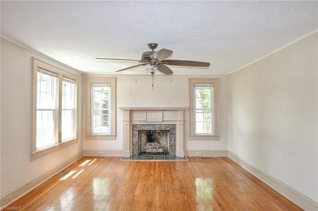 2036 1St SW Avenue, Hickory, NC 28602