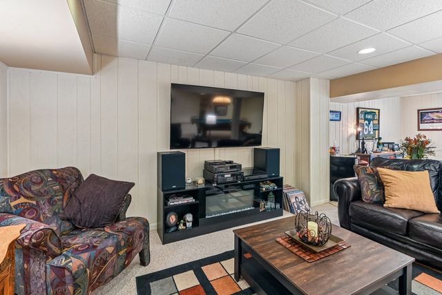 1321 Orrington Court, Wheeling, IL 60090