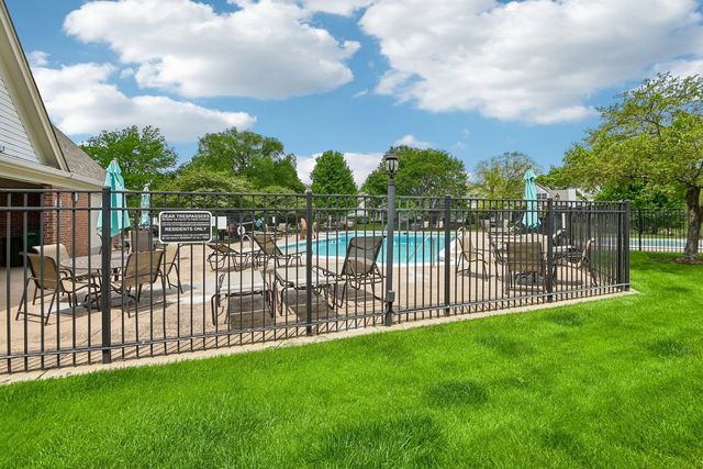 1321 Orrington Court, Wheeling, IL 60090