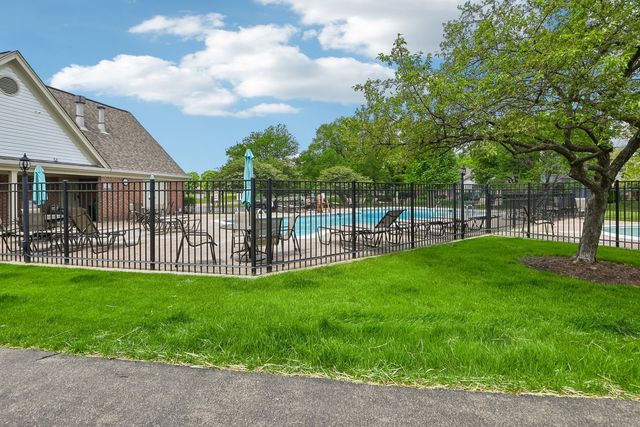 1321 Orrington Court, Wheeling, IL 60090