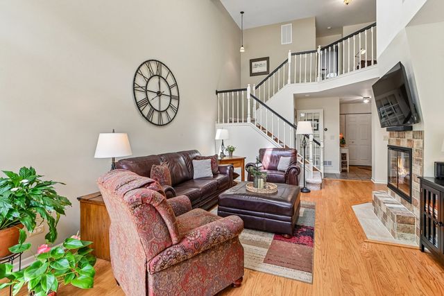 1321 Orrington Court, Wheeling, IL 60090