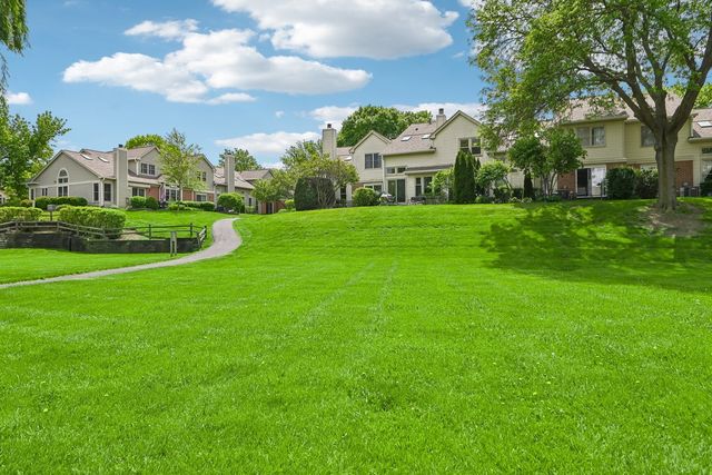 1321 Orrington Court, Wheeling, IL 60090