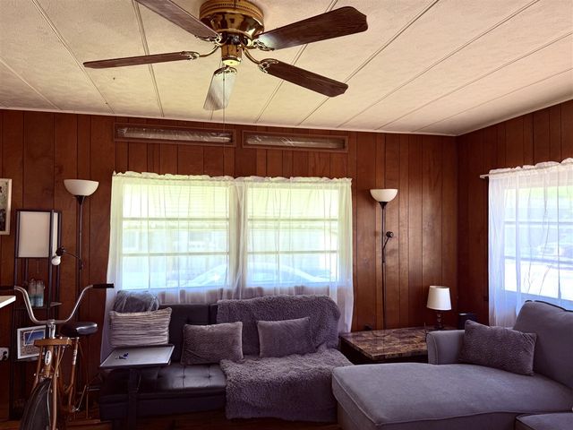 333 E Lakewood Boulevard 71, Holland, MI 49424
