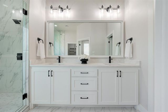 7112 NW 154th Street, Edmond, OK 73013