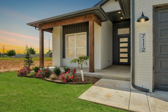 7112 NW 154th Street, Edmond, OK 73013