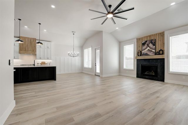 7112 NW 154th Street, Edmond, OK 73013