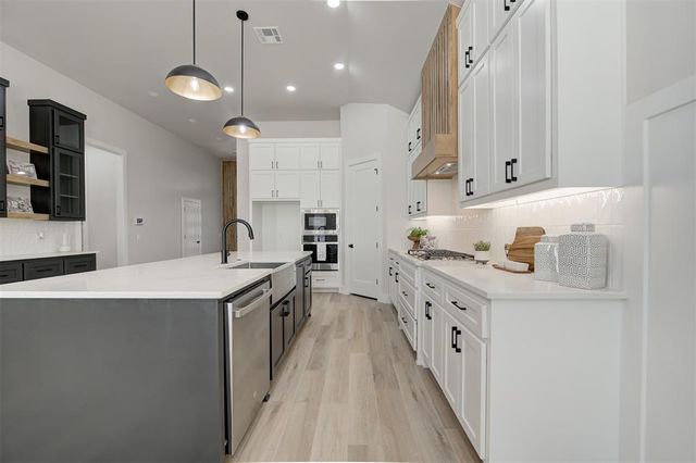 7112 NW 154th Street, Edmond, OK 73013