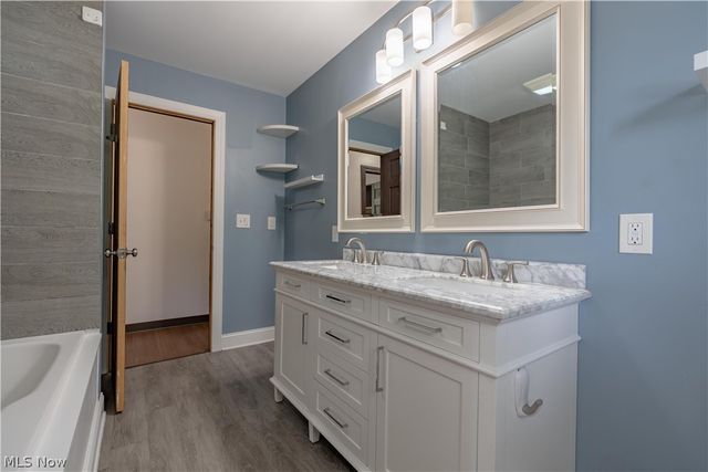 2420 Eastwood Avenue, Akron, OH 44305