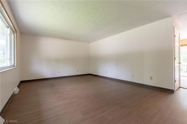 2420 Eastwood Avenue, Akron, OH 44305