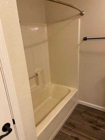 904 Victoria Dr., Longview, TX 75604