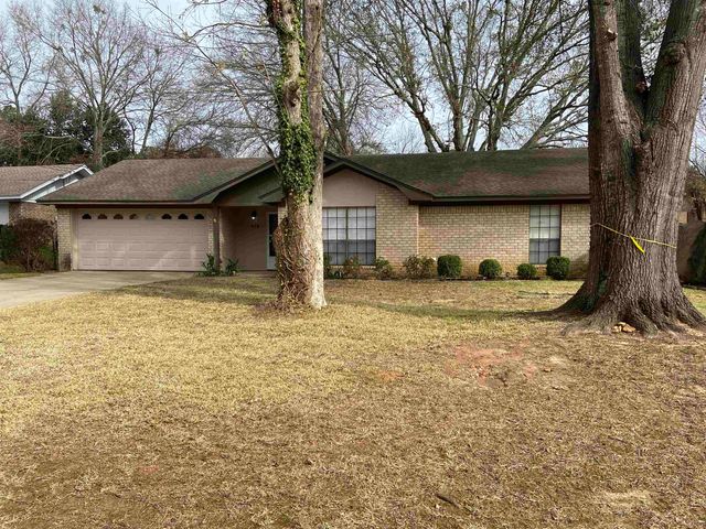 904 Victoria Dr., Longview, TX 75604