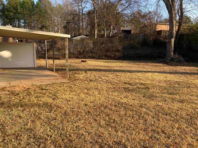 904 Victoria Dr., Longview, TX 75604