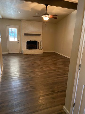 904 Victoria Dr., Longview, TX 75604