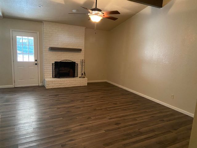 904 Victoria Dr., Longview, TX 75604