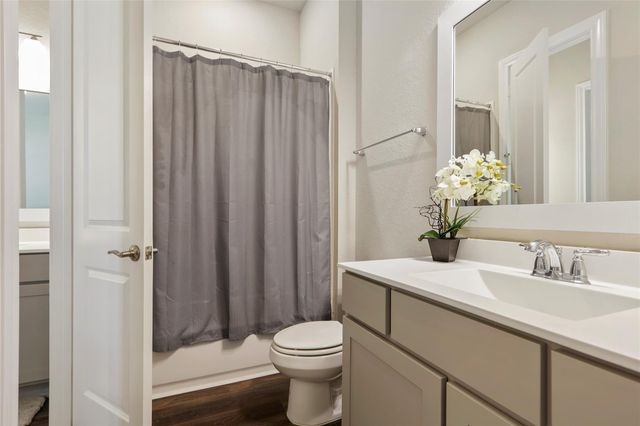 50 Wyatt Oaks Drive, The Woodlands, TX 77375