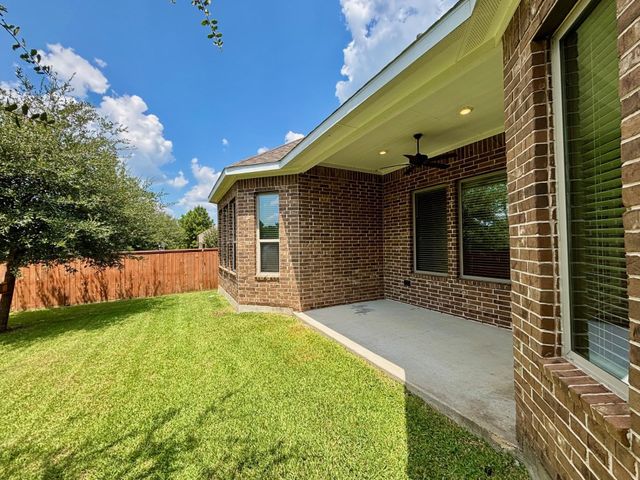 50 Wyatt Oaks Drive, The Woodlands, TX 77375