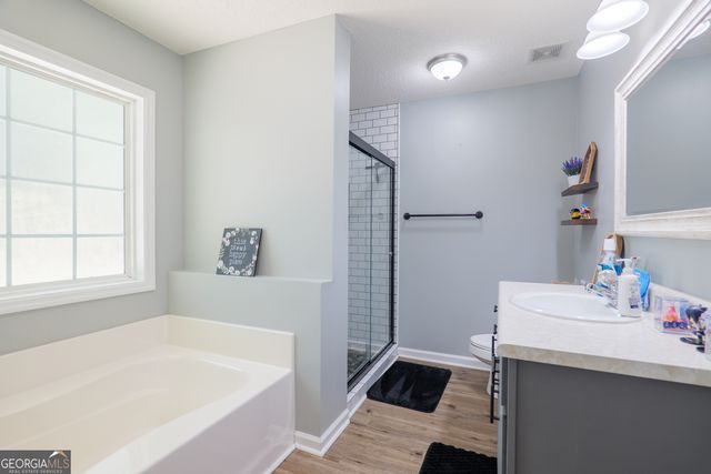 212 Hilltop Circle, Valdosta, GA 31602