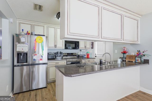 212 Hilltop Circle, Valdosta, GA 31602