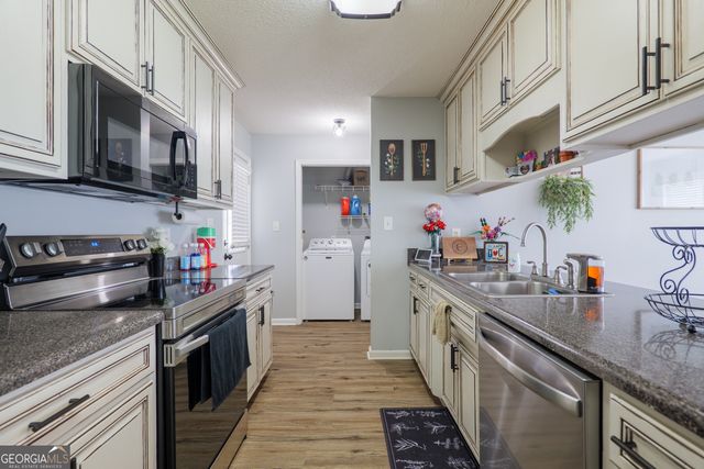 212 Hilltop Circle, Valdosta, GA 31602