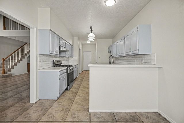 1321 Garden Court, Deer Park, TX 77536