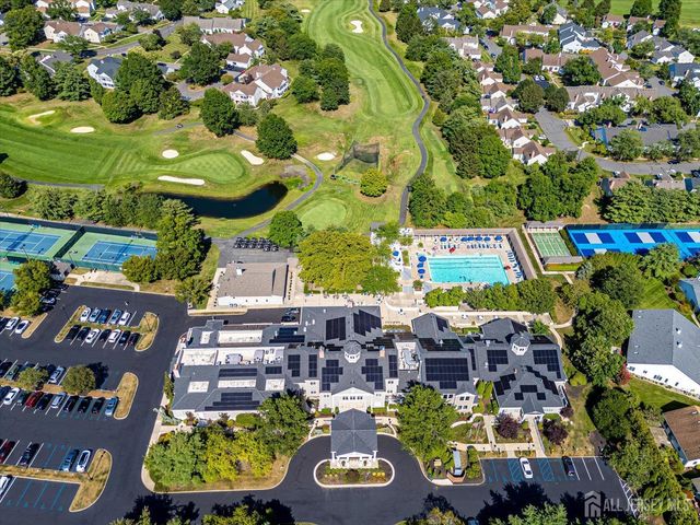 35 Sherwood Drive, Monroe, NJ 08831