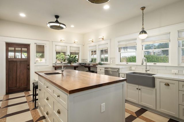 733 E Peralta, Fresno, CA 93704