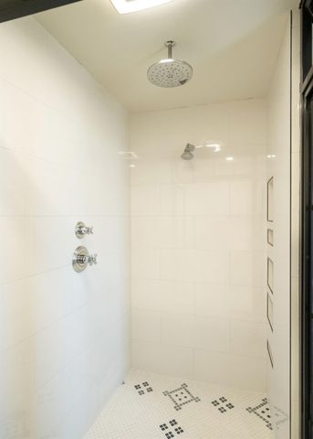 733 E Peralta, Fresno, CA 93704