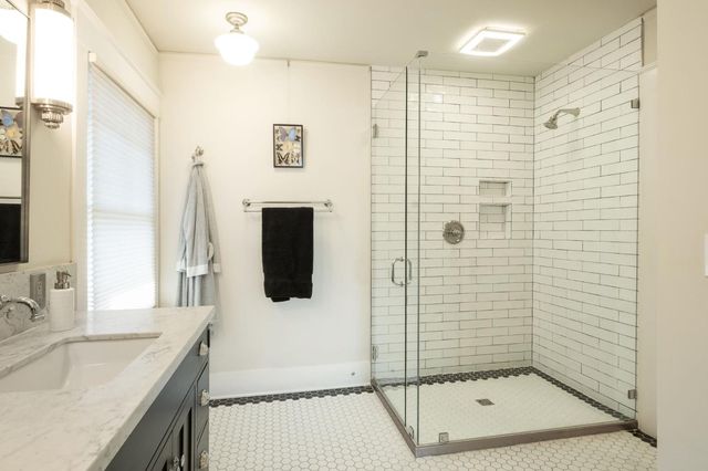 733 E Peralta, Fresno, CA 93704