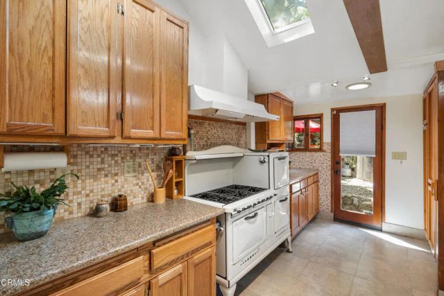 481 Woodland Drive, Sierra Madre, CA 91024