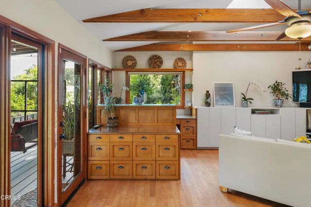 481 Woodland Drive, Sierra Madre, CA 91024