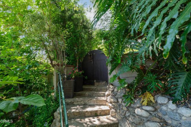 481 Woodland Drive, Sierra Madre, CA 91024